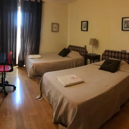 بيت ضيافة Tres Marias-guest House براغا